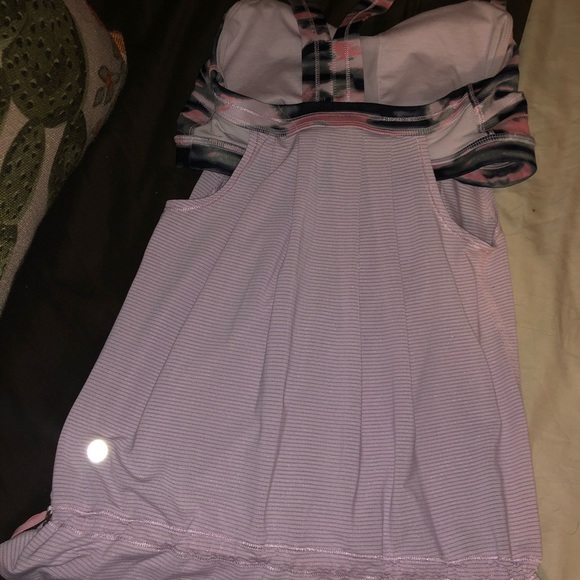 Lululemon top - Picture 2 of 7